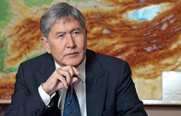 Президент А.Атамбаев одобрил соглашение с АБР по финансированию проекта дороги, связывающей север и юг страны — Tazabek