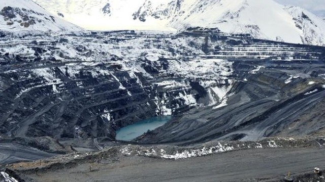Правительство отменило Порядок определения размера возмещения ущерба, нанесенного ледникам на территории Кыргызстана — Tazabek