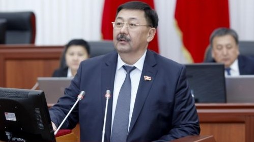 Депутат интересуется о том, как часто ИКАО проводит проверки в Кыргызстане — Tazabek