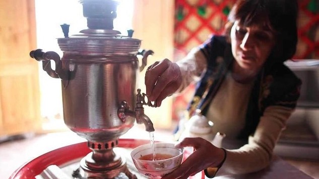 «Чайный пьяница»: Кто поставляет в Кыргызстан качественный и не очень чай и из каких стран? — Tazabek