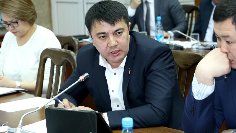 Депутат М.Маматалиев — правительству: Компании «Нур Телеком» (ТМ «О!») продали 4G за 300 сомов, это неправильно — Tazabek