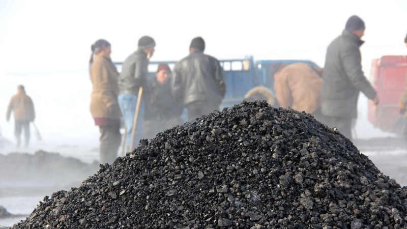 Какова стоимость угля в регионах Кыргызстана и численность топливных баз? — Tazabek