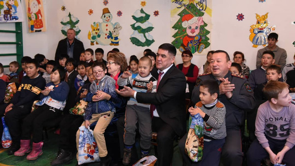 МВД поздравило воспитанников школы-интерната для сирот-инвалидов