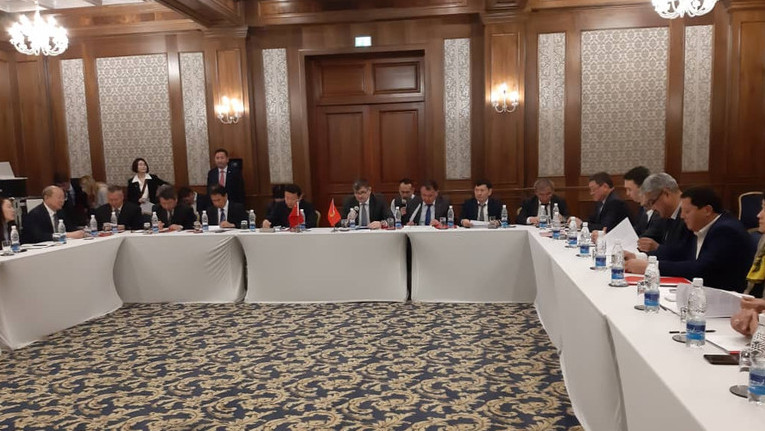 Китай, СУАР в том числе, является для Кыргызстана одним из основных стратегических торговых и инвестиционных партнеров, - министр О.Панкратов — Tazabek