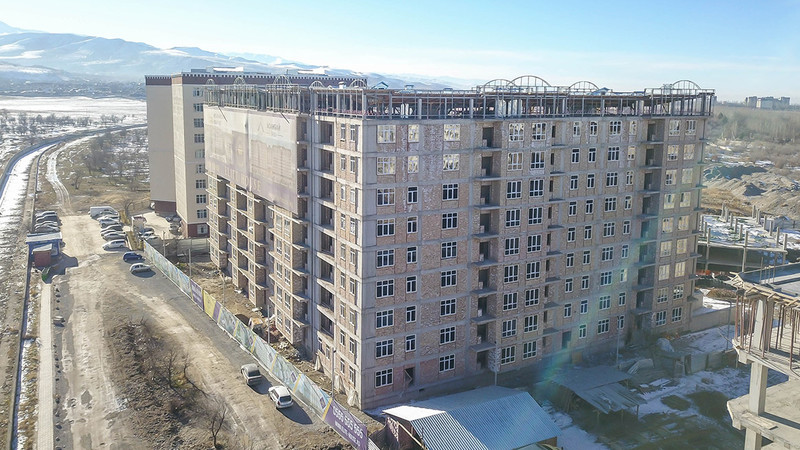 Госэкотехинспекция через суд добилась сноса двух 9-этажных зданий Elite House — Tazabek