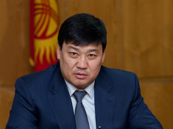Депутат Б.Торобаев предложил пригласить премьера и обсудить внешний долг Кыргызстана — Tazabek