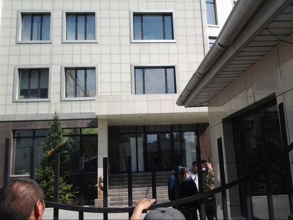 ФГИ неоднократно обращался в адрес семьи Тюлеевых об освобождении здания  Sapat Center, но они игнорировали — Tazabek