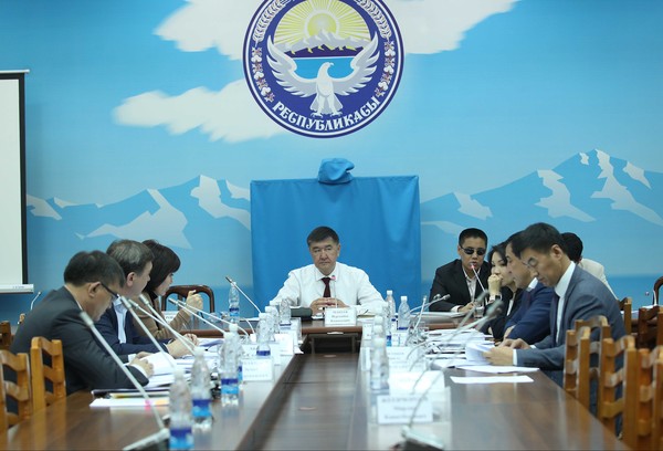 Комитет ЖК не стал рассматривать законопроект из-за командировки главы Госстроя — Tazabek