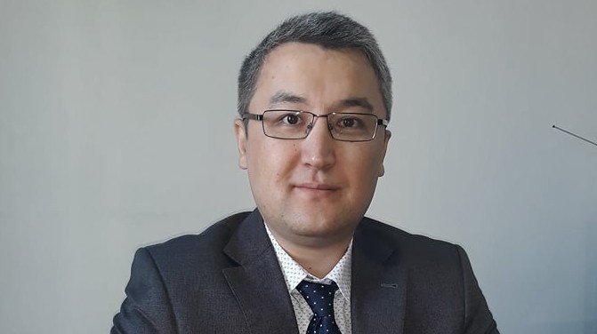 Ильяз Ташбаев назначен статс-секретарем Фонда по управлению госимуществом (резюме) — Tazabek