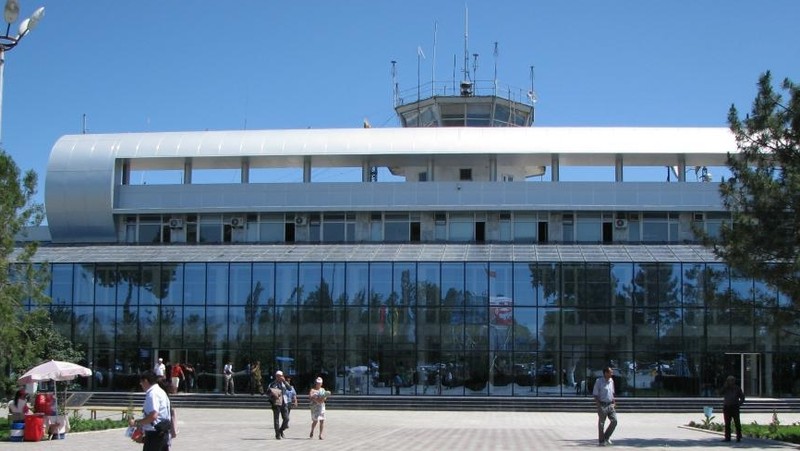 Строительство второго аэропорта в Оше должно рассматриваться как приоритетный проект, - депутат — Tazabek