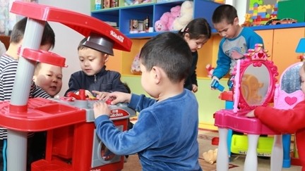 Управление образования Бишкека: Муниципальные детсады столицы должны работать с 7:30 до 18:30