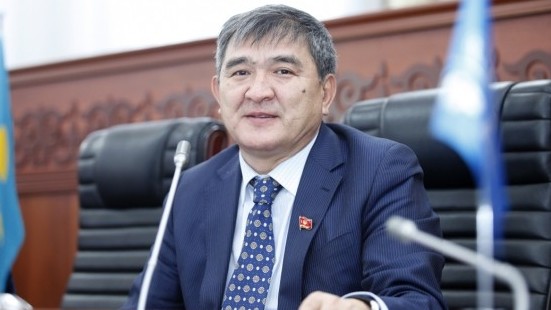 Депутат опасается, не будет ли экономического шпионажа за Кыргызстаном в рамках работы Института Центральноазиатского регионального экономического сотрудничества — Tazabek