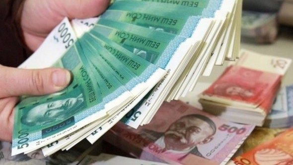 ГКНБ выявил в Таможне и Налоговой незаконный вывод бюджетных средств на 217 млн сомов  (фото) — Tazabek