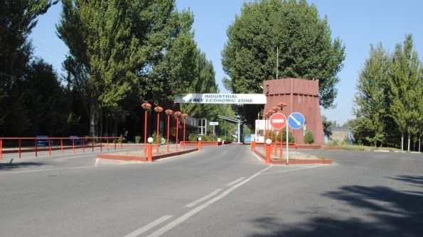 Правительство внесло поправки в положение о СЭЗ «Бишкек», «Каракол», «Лейлек», «Маймак» и «Нарын» — Tazabek