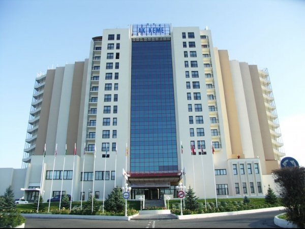 Минфин проведет независимую оценку имущества отеля «Ак-Кеме», - министр А.Касымалиев — Tazabek