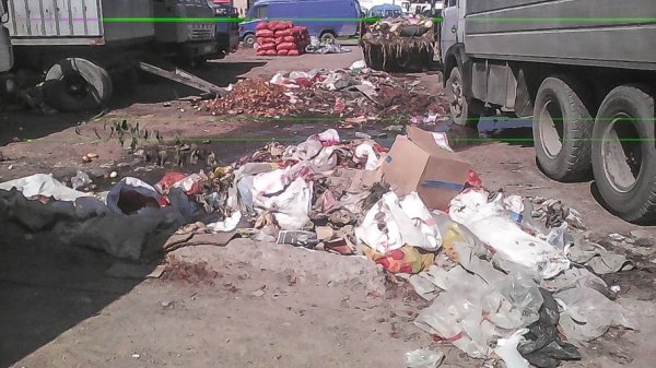 Фото — Мэрия выявила ряд нарушений на рынке «Дыйкан» — Tazabek