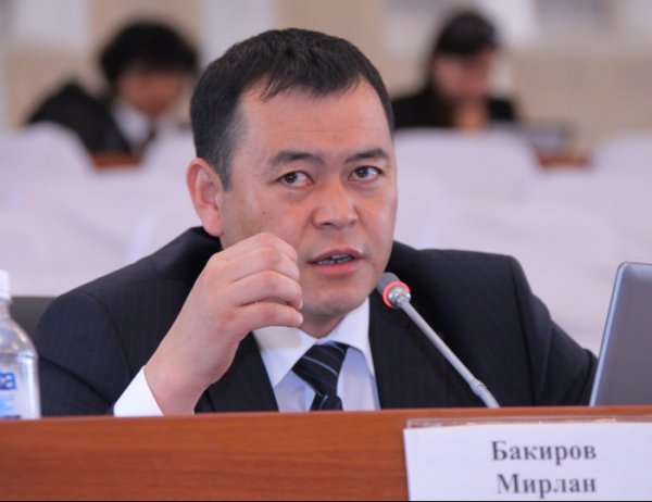 Депутат М.Бакиров поручил выяснить, каким образом из Кыргызстана были вывезены 2,1 тыс. ослов в Китай — Tazabek