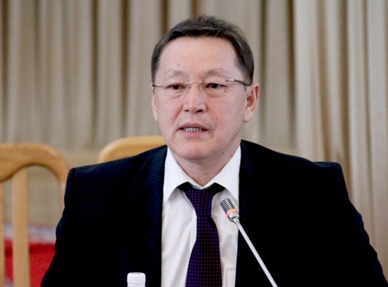 Депутат предложил разрешить инвесторам привлекать своих сотрудников в случае, если у КР нет квалифицированных специалистов — Tazabek