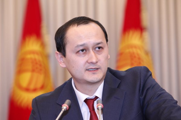 Нацбанк Кыргызстана не удерживает курс сома, - зампредседателя Н.Жениш уулу — Tazabek