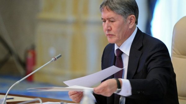 Президент А.Атамбаев одобрил поправки в закон о госзакупках — Tazabek