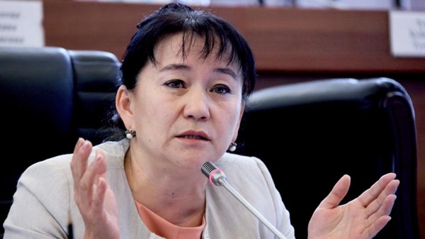 Депутат А.Алтыбаева считает неправильным, что правительство хочет выдавать фермерам кредит от Польши под 9% годовых, хотя получило под 0,15% — Tazabek