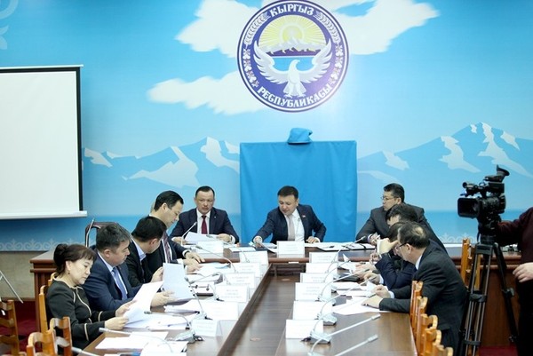 Группа депутатов ЖК предлагает законопроект, которым спецотчеты Счетной палаты выполняются по поручениям комитетов — Tazabek