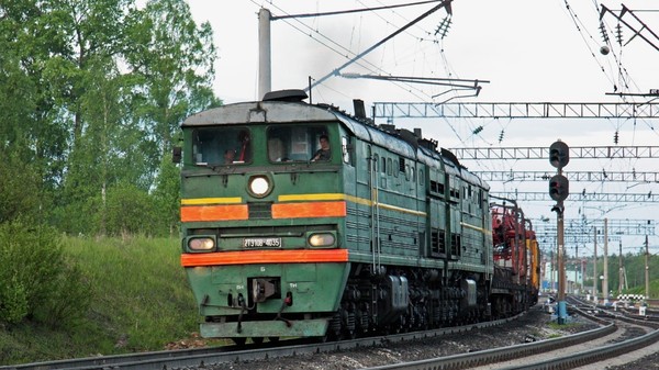 Депутат предложил пустить экспресс-поезд по маршруту Кара-Балта—Бишкек на время строительства дороги, премьер одобрил — Tazabek