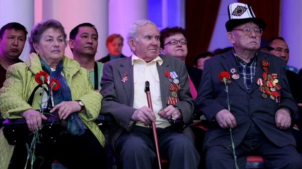 MegaCom поздравил ветеранов с Днём Великой Победы! — Tazabek