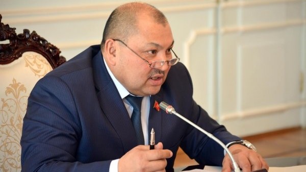 Депутат К.Рыспаев предложил прописать законодательно, что энергообследованию с оформлением энергопаспорта будут подлежать только бюджетные организации — Tazabek
