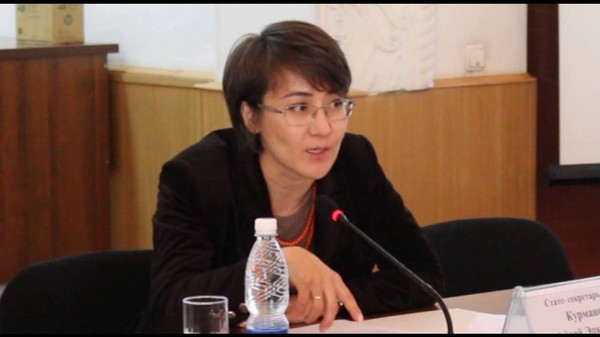 Статс-секретарю Минэкономики КР Айдай Курмановой объявлен выговор — Tazabek