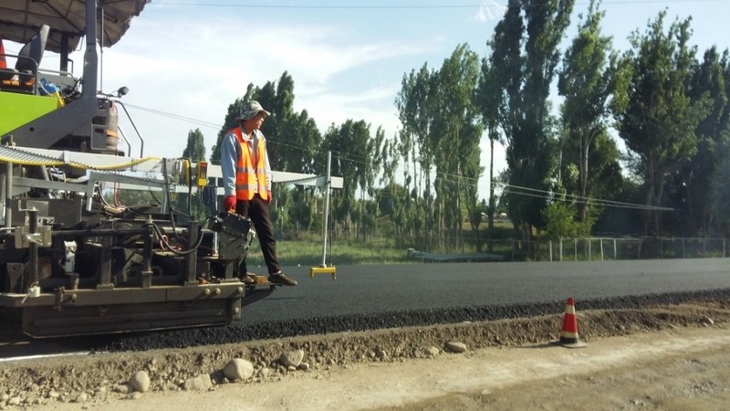По Иссык-Кульской области ямочные работы на дорогах почти завершены, - Минтранс — Tazabek