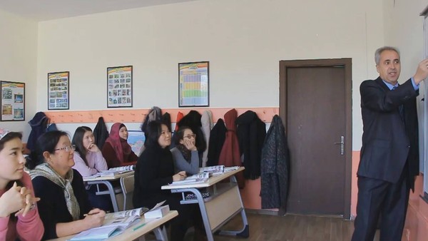Образовательный центр при посольстве Турции с 1996 года обучил турецкому языку более 33 тысяч кыргызстанцев
