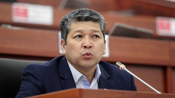 Депутат советует Нацбанку снизить свои административные затраты: Они составили почти 1 млрд сомов — Tazabek
