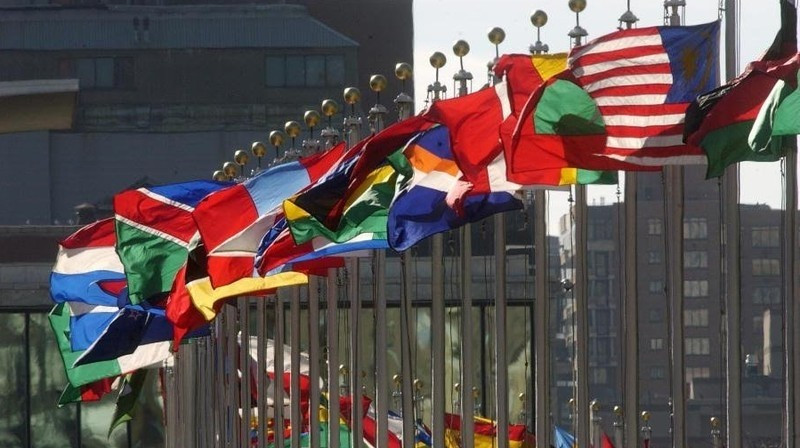 ЕАЭС, ООН, ШОС, ВТО — Кыргызстан на долевые взносы в 35 международных организаций должен заплатить 450 млн сомов за год — Tazabek