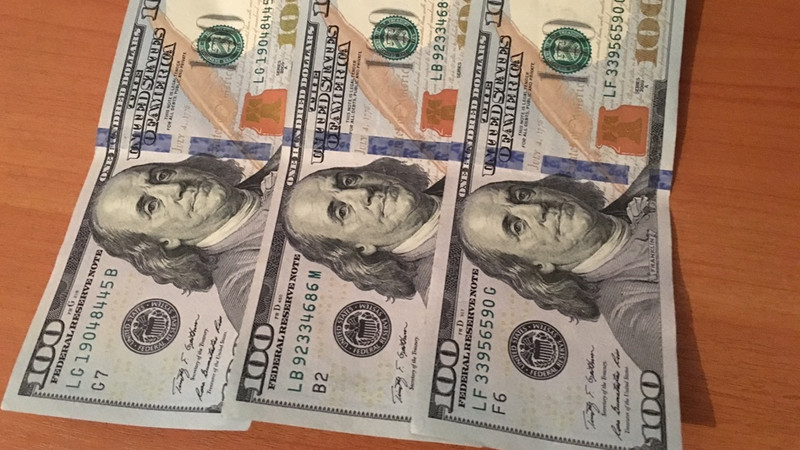 «Курс валют»: Доллар продается по 69,95 сома — Tazabek
