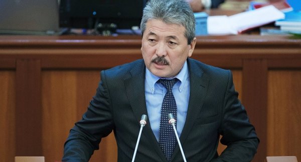 Правительство попросило комитет ЖК одобрить выделение 1 млрд сомов на дорогу Балыкчы—Корумду, депутат поинтересовался источниками — Tazabek