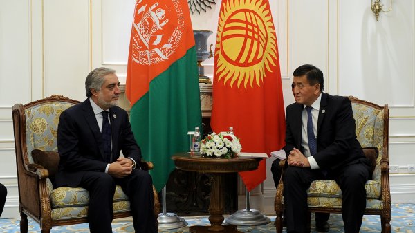 Проект CASA-1000 позволит укрепить двустороннее сотрудничество между Кыргызстаном и Афганистаном в сфере энергетики, - С.Жээнбеков — Tazabek