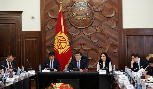 В правительстве прошел Координационный совет по макроэкономической и инвестиционной политике — Tazabek