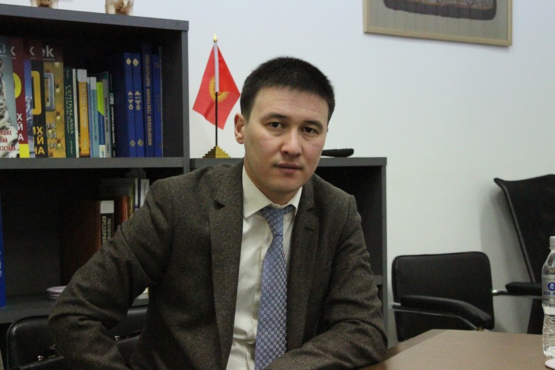 Такая ситуация повторяется из года в год, - глава Нацэнергохолдинга А.Калиев о поставках угля из Казахстана в Кыргызстан — Tazabek