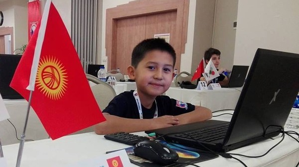 Школьники из Кыргызстана попали в топ-20 олимпиады по ментальной арифметике в Турции