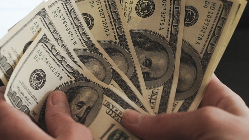 «Курс валют»: Доллар продается по 69,85 сома — Tazabek