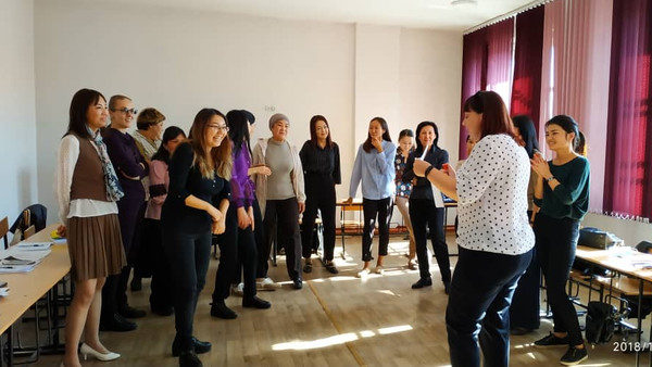 В Бишкеке 70 учителей английского языка повышают квалификацию