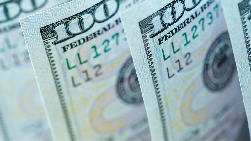 «Вечерний курс валют»: Доллар США продается по 69,95 сома — Tazabek
