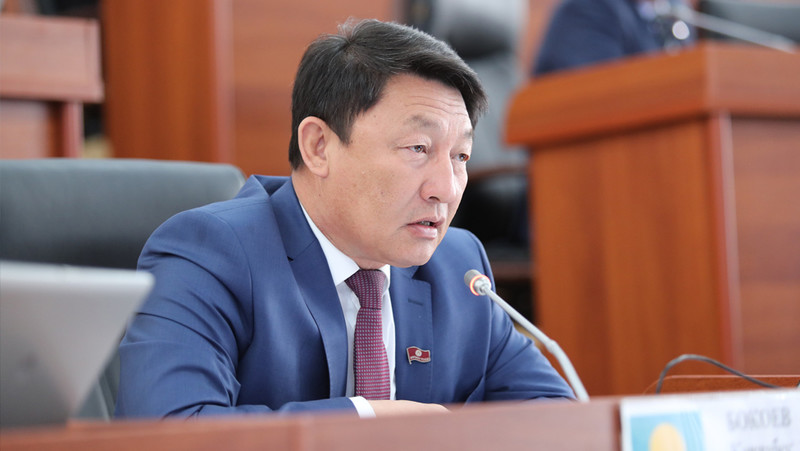 Депутат заявил о контрабанде ГСМ: Сегодня продажи официального ГСМ упали в 2-3 раза — Tazabek