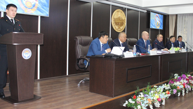 Вице-премьер Ж.Разаков считает, что нужно ужесточить требования к сотрудникам ГСБЭП — Tazabek
