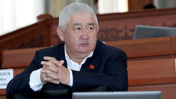 Депутат – вице-премьеру Ж.Разакову: Сами видите, как «хорошо» работают ваши кадры, не знают запасы золота Джеруя — Tazabek