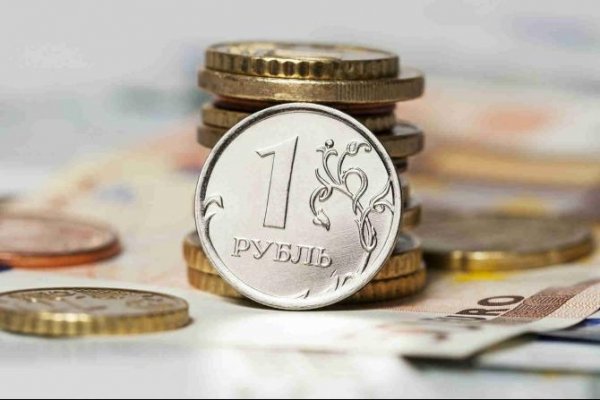 Курс валют: Рубль укрепляет свои позиции — Tazabek