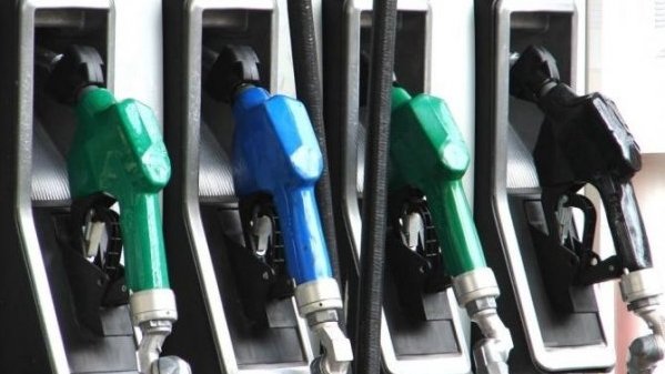 Рынок ГСМ: Бензин за полгода подешевел в среднем на 2 сома, дизтопливо — на 4,5 сома (цены) — Tazabek