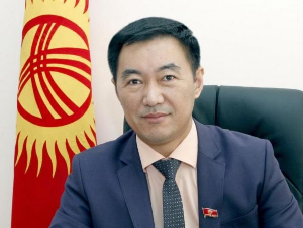 Депутат: Кто может сказать, что на сегодня нет коррупции в Таможенной службе, ГАИ и энергетике? — Tazabek