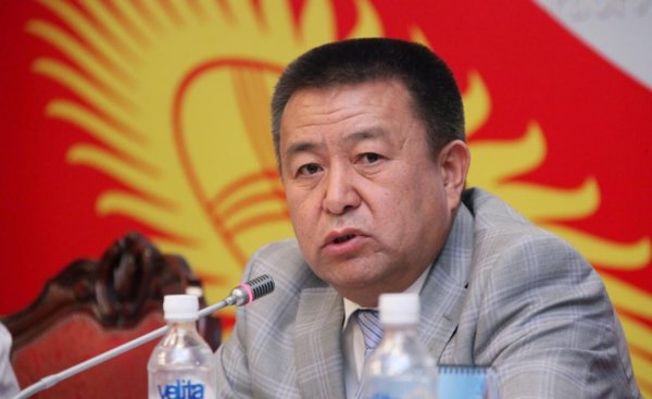 Спикер Ч.Турсунбеков попросил правительство повышать ответственность по неиспользованию ведомствами бюджетных средств — Tazabek